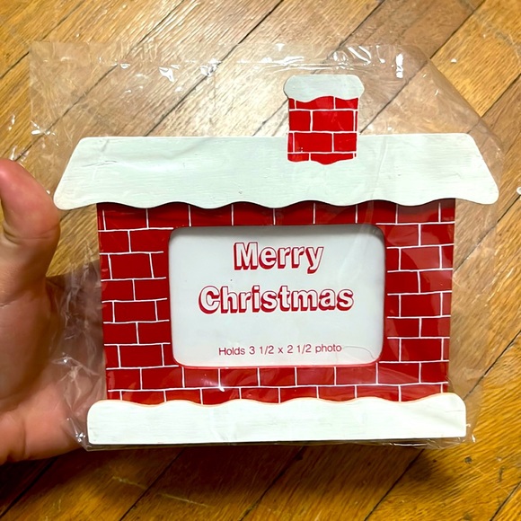 Christmas themed picture frame nwt - Picture 1 of 3